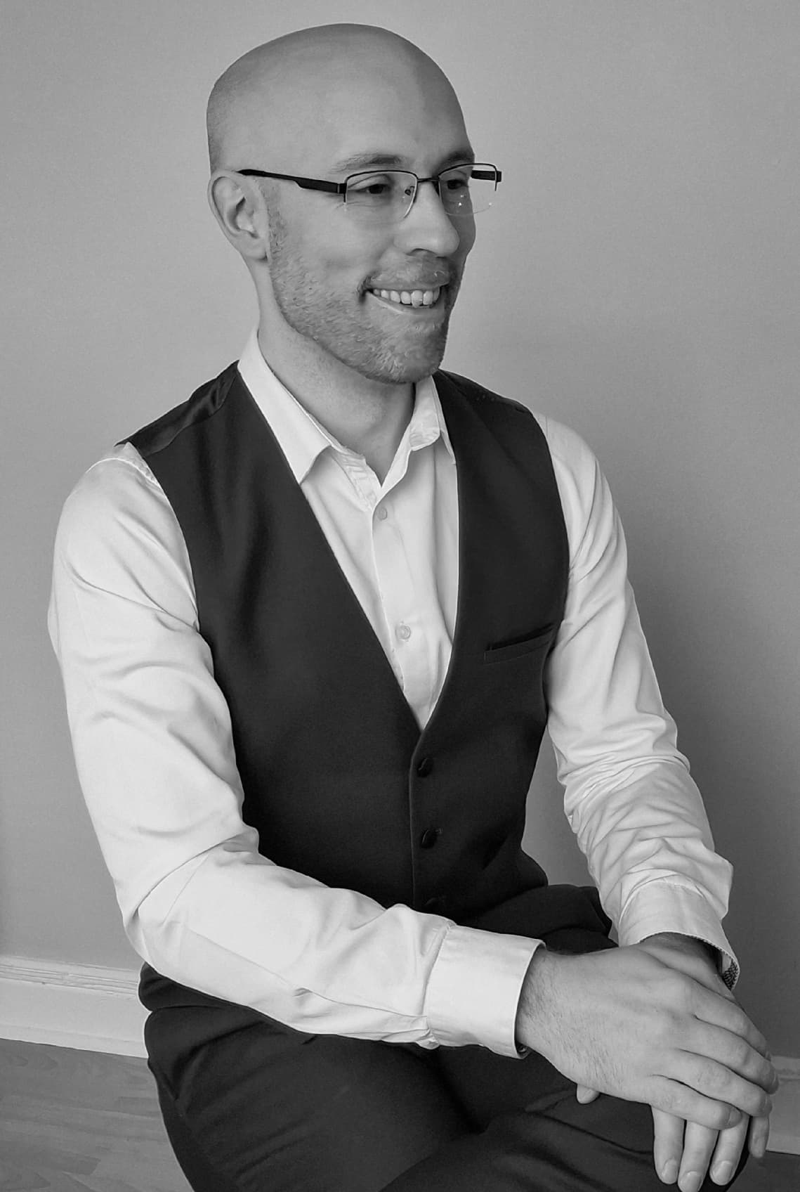 Portrait de Mathieu Maruzzi en noir et blanc